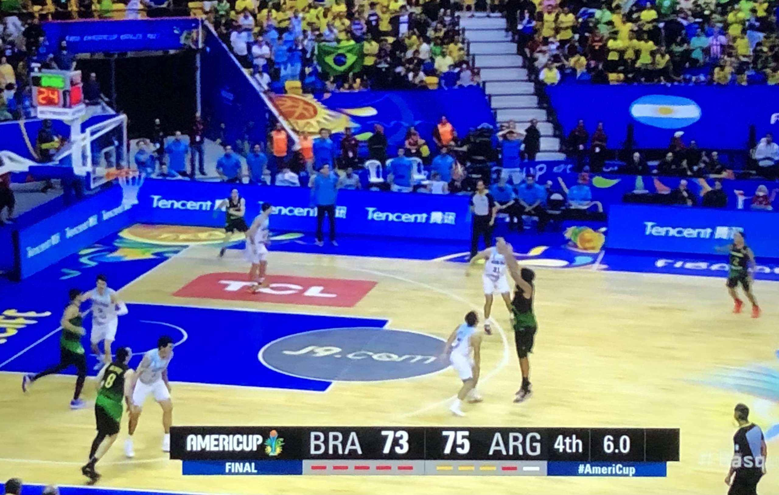 Brasil se recupera, vence Porto Rico no basquete feminino e mantém